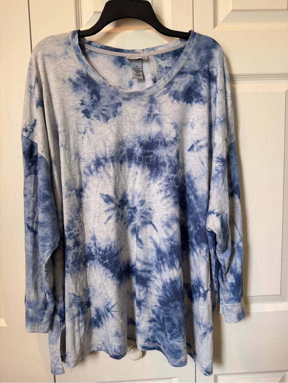 # Catherines 2X Lightweight Blue Tie-Dye Long Sleeve Sweatshirt